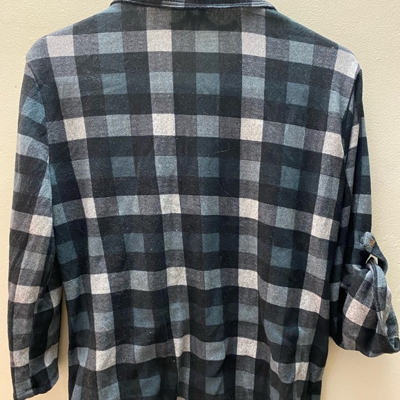 EDEN & OLIVIA PLAID LONG SLEEVE w BUTTONS - Picture 3 of 4